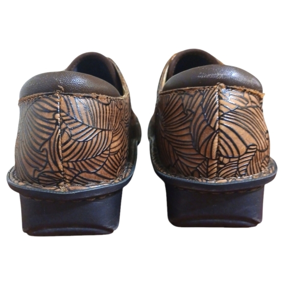 Alegria Engraved Brown Suede Mule Clogs Women's size 6 - Picture 8 of 13